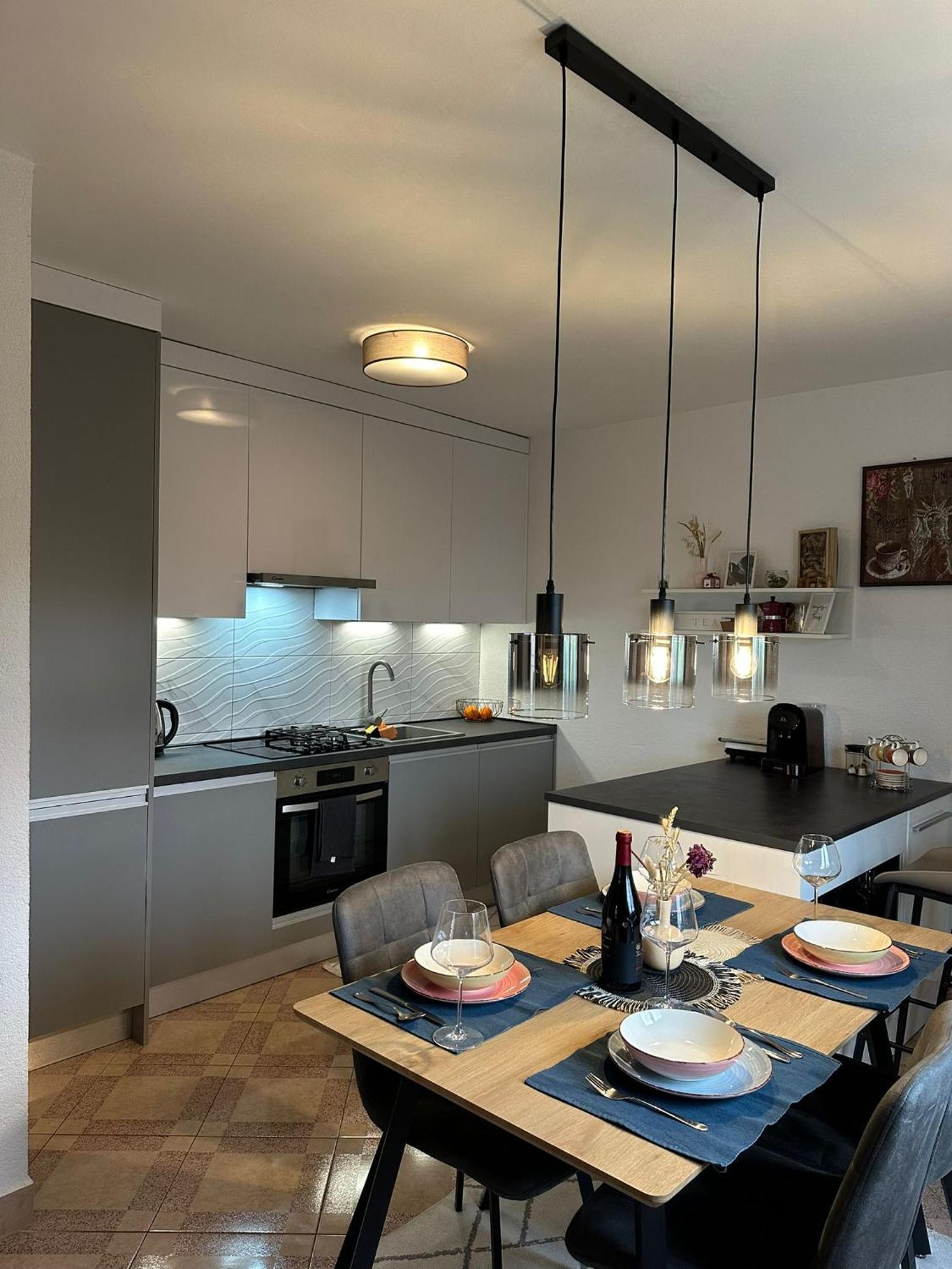 Spacious And Modern App With Big Terrace Malinska Bagian luar foto